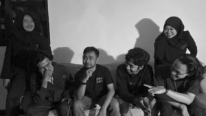 Theatering Suarakan Karyanya Lewat E.P., “Kamuflase Realita”