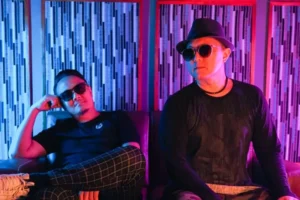 The Fly Hadapi Masalah dengan “Let the Music”