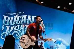 Superman Is Dead Band Punk Rock asal Bali Gemparkan Fansnya di Jakarta Fair 2023