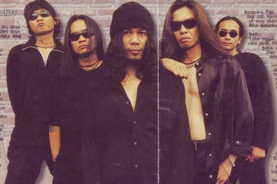 Album Ningrat, Jamrud: Kontrasepsi dan Duka Surti