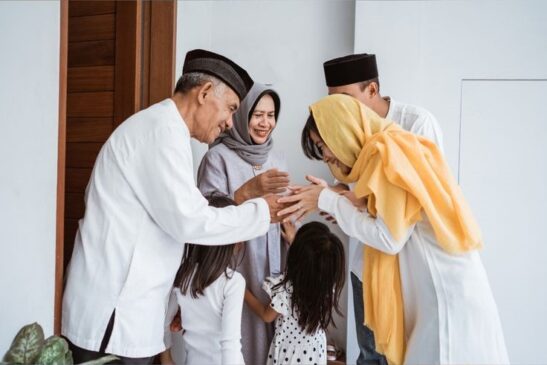 Silaturahmi Lebaran hingga Ketupat dan Rendang