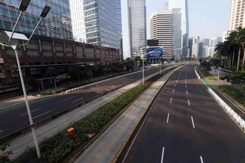 Pencanangan HUT ke-497 Jakarta Bentrokan dengan CFD (car free day)