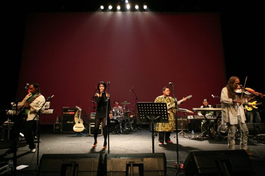 Discus kembali Muncul Lewat boxset 3 album
