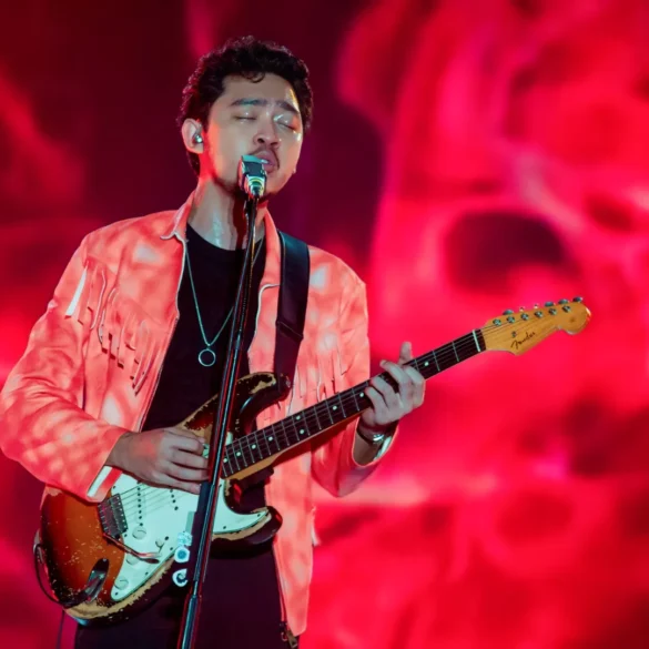 Penjelajahan Pamungkas pada Perasaan dalam Single Terbaru “New Feeling”