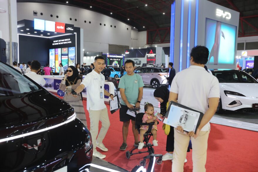 Ayo kita Berburu Mobil Listrik di Jakarta Fair, Diskon hingga Ratusan Juta