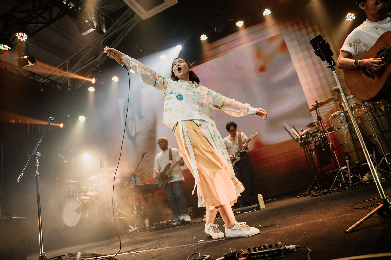 4 Tahun Perayaan Bermusik , Dere Sukses Suguhkan Pertunjukan Hangat   dan Penuh Kejutan di Pentas Rubik