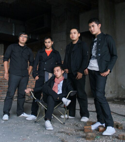 SINGLE SEASON Lepas Lagu Baru “Teman Biasa”