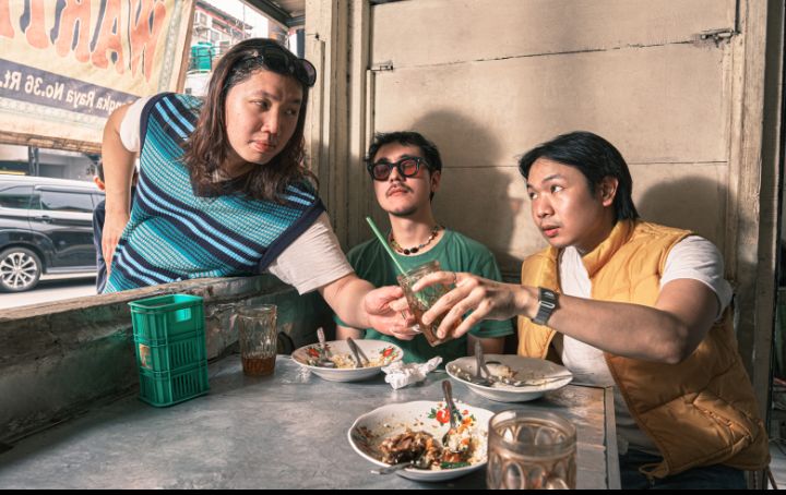 Mengandalkan Persahabatan Bersama Lagu Terbaru Ricecooker, “Lean on A Friend”