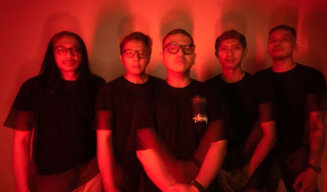 Band  If I Die Tomorrow Melepas Karyanya “The Dark Shade of Red”