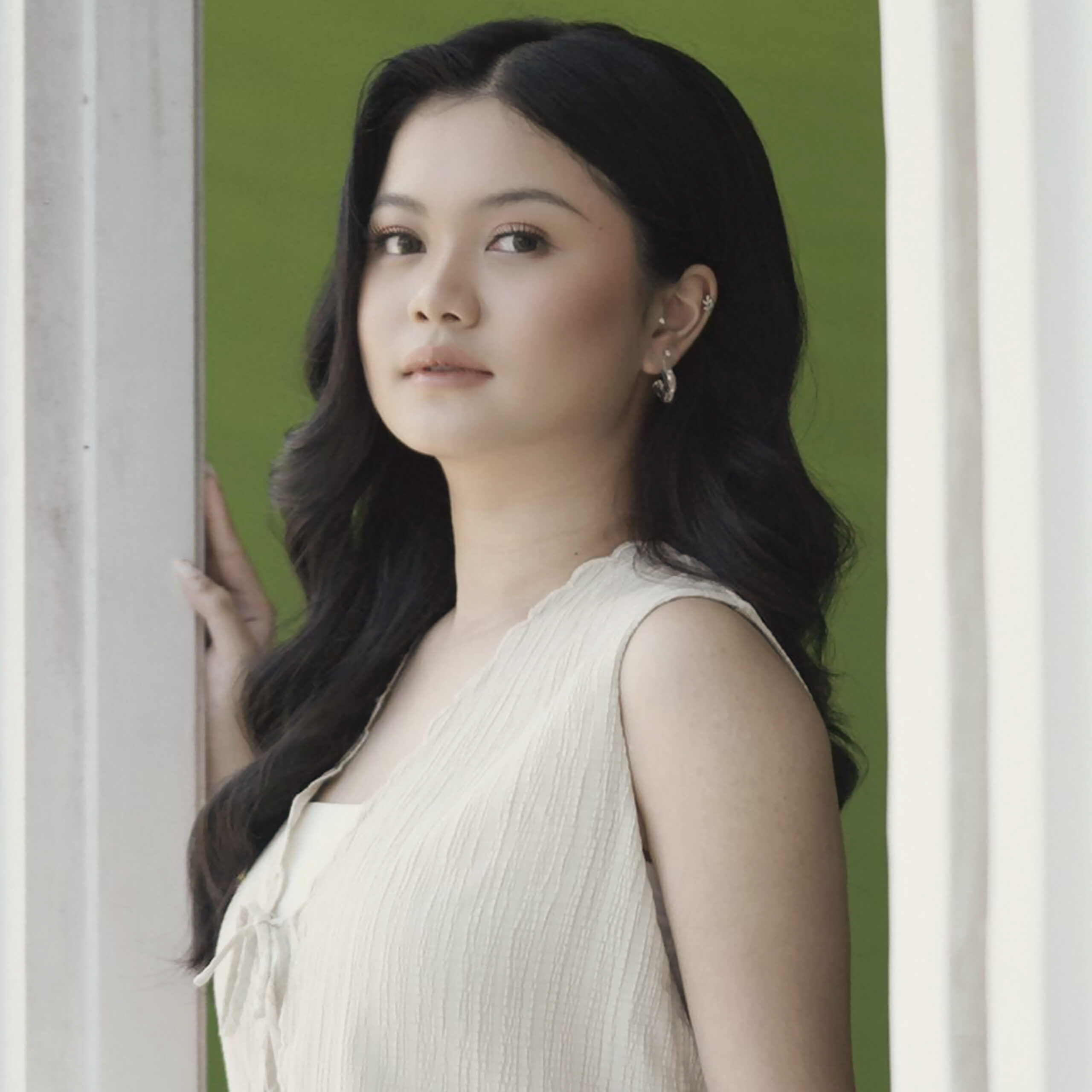 Inilah yang Ingin disampaikan Naomi Ivo melalui Single Terbarunya Penuh Emosi, “Selesai”