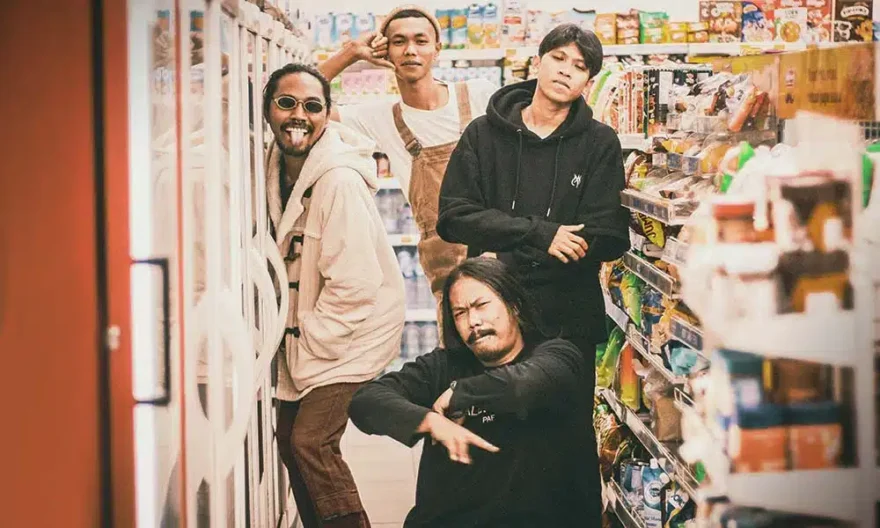 Kotakmainan Akhirnya Rilis Debut Album “Cari Dan Sembunyi”