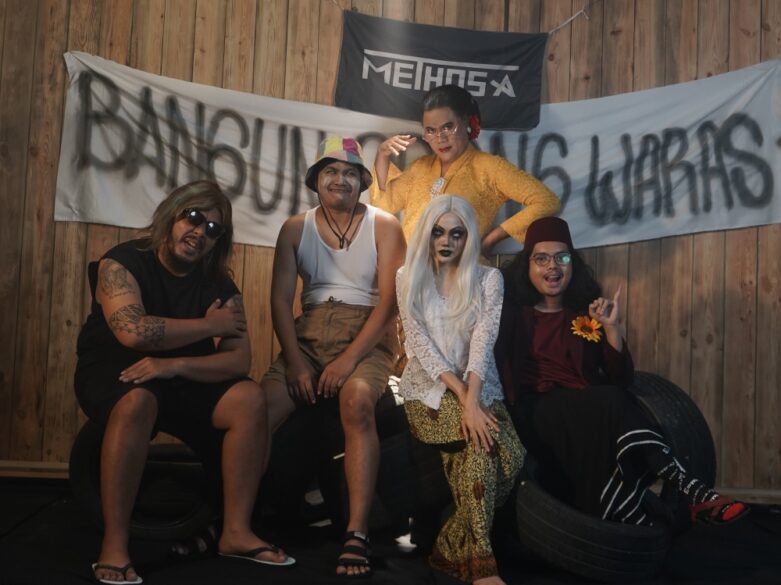 Karya Terbaru Methosa Tembus 100.000 Views dalam 21 Hari & Orang Indonesia sudah “Bangun”!!!