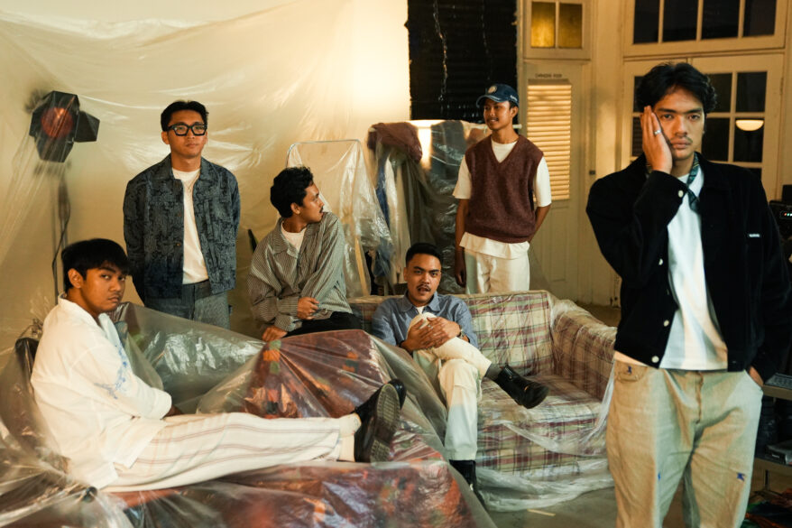 Single Terbaru band Kinder Bloomen, ‘What’s With That?’ – Pembuka Debut Album