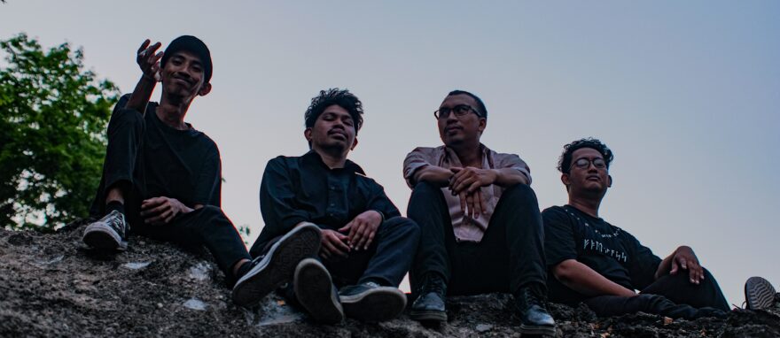 Dari rasa Kebosanan Hingga Jelajah Musik, Chrysante band Sidoarjo Hadirkan debut single “Obscure”