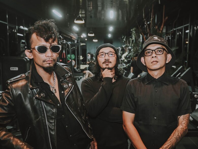 “State & Violence” Debut Album Megatruh Soundsystem
