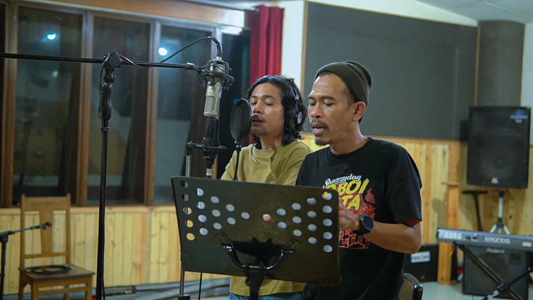 Ismam Saurus Rilis Kolaborasi Bersama Iksan Skuter “Berproses” (Salam Hormat)
