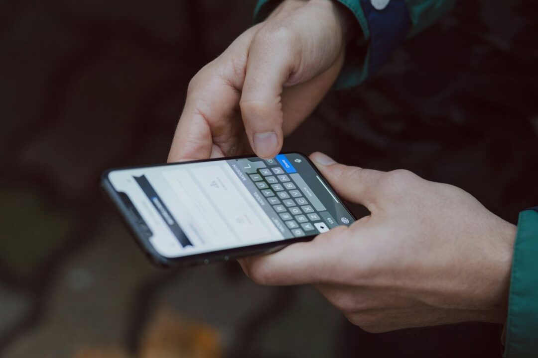 Menkomdigi dan Kapolri Gelar Operasi Bersama Berantas Fake BTS & Judi Online