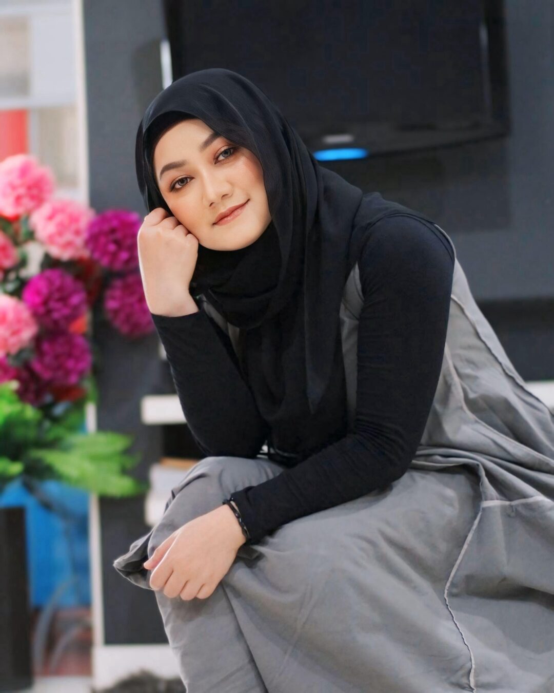 VELIA GO Lepaskan Lagu Perdana “BERHENTI BERHARAP” Dengan Realita Cinta Tidak selalu Sempurna