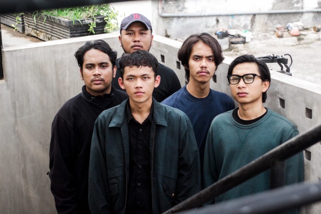 Candles Rilis Single Terbaru “Orchid”, Sebuah Elegi untuk Mereka yang Terlupakan