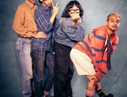 Rusa Berenang Lemparkan Satir Sosial  dengan Single Terbaru ‘Salahkan Celana Dalam’