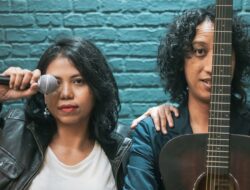 Ruzan & Vita Rayakan 20 Tahun Hubungan Mereka Dengan Rilis Album Pop Blues