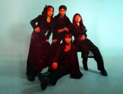 HASYAKYLA Ex-JKT48 Bikin Girlband Metal MANTRADHARA & Lepas Single Perdana Berjudul “ABYSS”