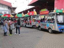 Yuk, Naik Wara Wiri Keliling Jakarta Fair Cuma 15 Ribu