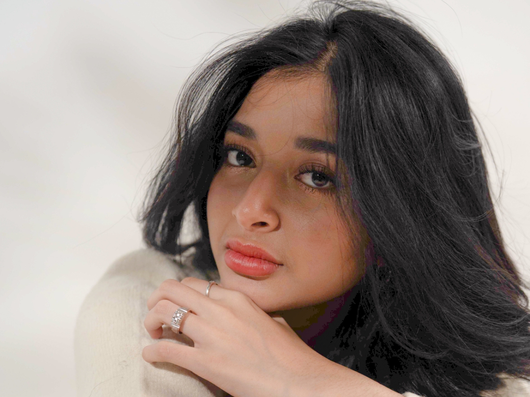 Assia Keva Rilis “Baby July”: Lagu Manis-Pahit Buat Kamu yang Pernah Jatuh (dan Jatuh Lagi) di Bulan Juli