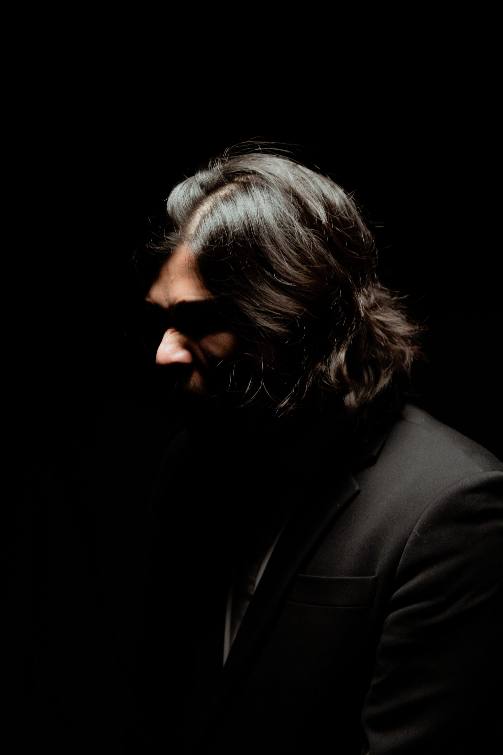 Virzha Lepas Single “Kenali Utuh” — Perjalanan Batin Dari Gelap Menuju Terang