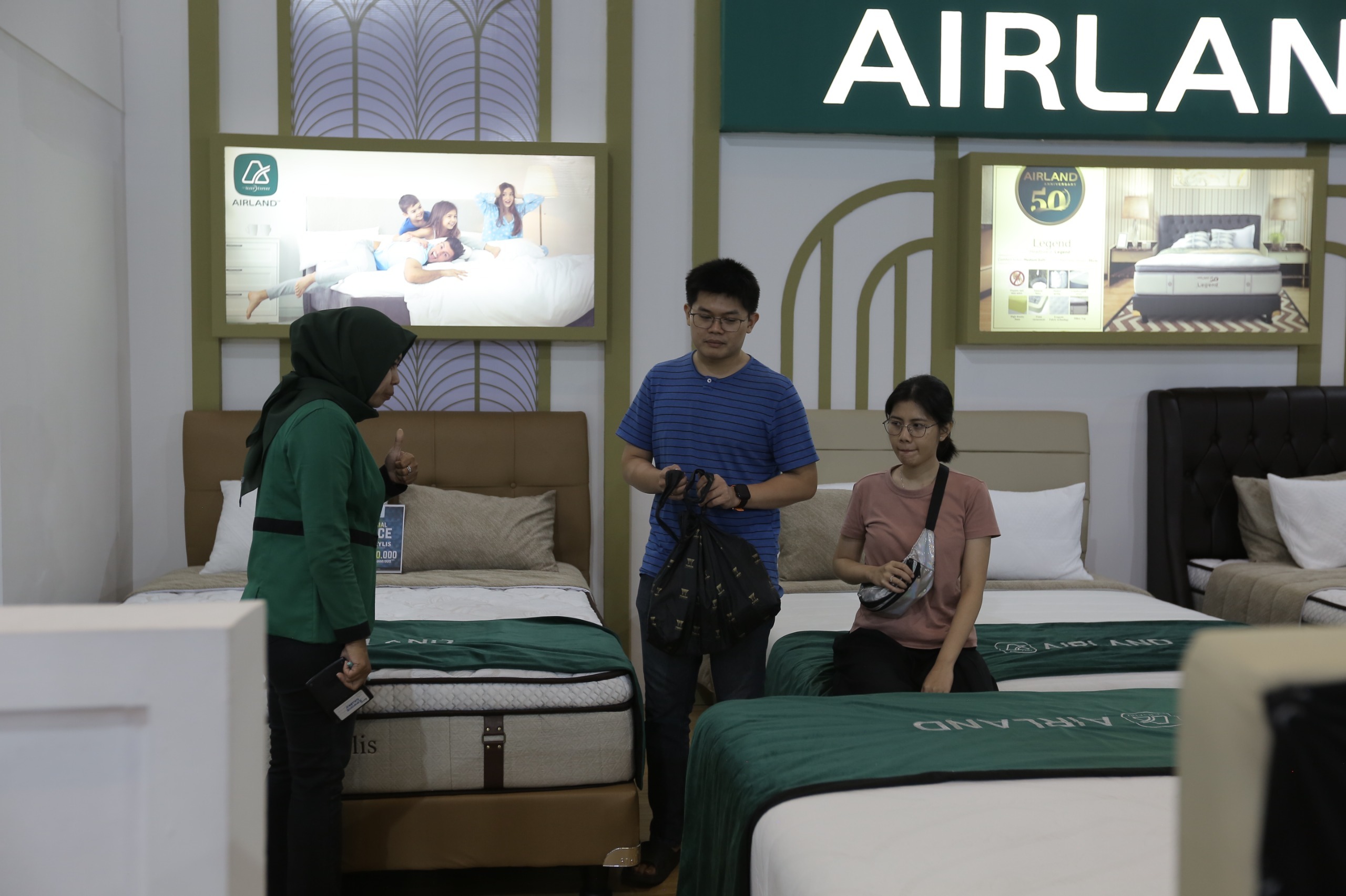 Furniture Estetik dan Terjangkau Hadi di Jakarta Fair 2025