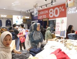 Murah Banget, Promo Baju Perempuan di Jakarta Fair 2025