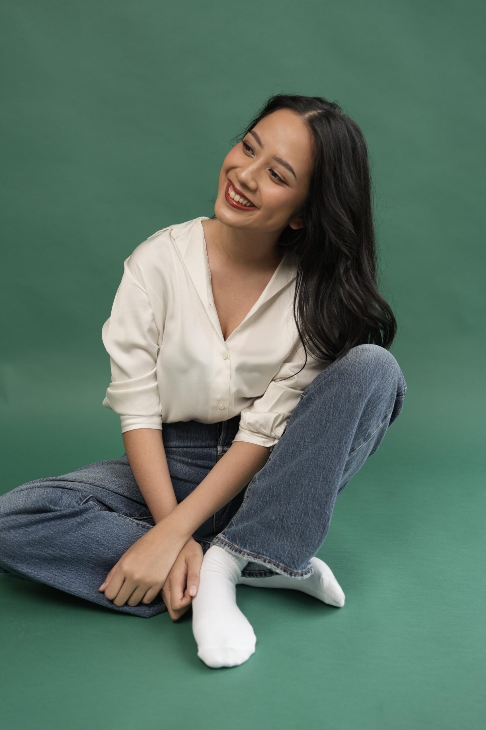 Chintana Jo Rilis Single Baru “Aku Tau”: Groovy, Intim, dan Penuh Makna