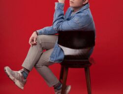 Difki Khalif Ajak Pulang ke Kenangan Lewat Single Terbaru “Nostalgila”