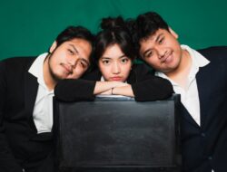 Cassette Tape Hampir Bubar, Tapi Justru Lahirkan “Newsflash”