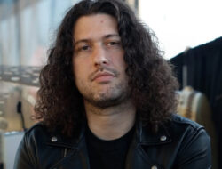 Kursi Panas Drummer Rock Dunia!   Josh Freese Balik ke Nine Inch Nails, Ilan Rubin Resmi ‘Hajar’ Foo Fighters di Tur Asia!