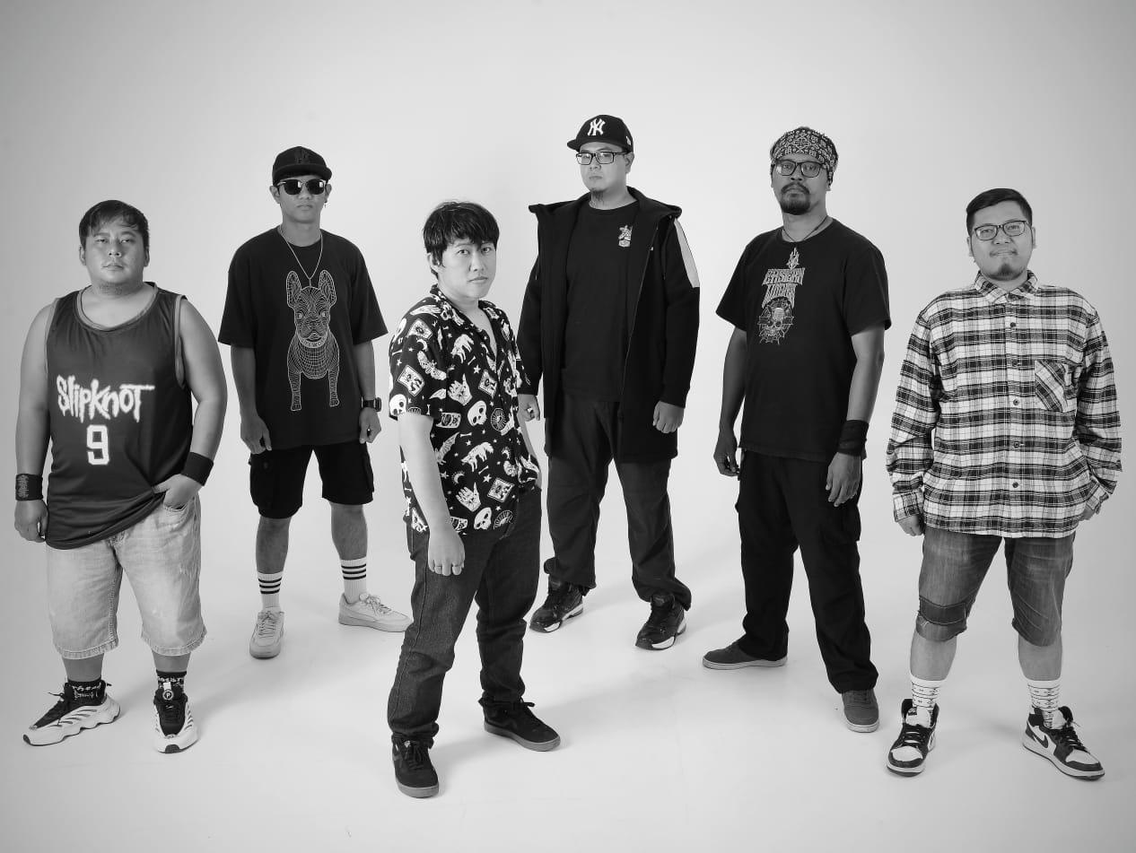 MOXIDE: Distorsi dari Kenyamanan, Evolusi dari Kebuntuan