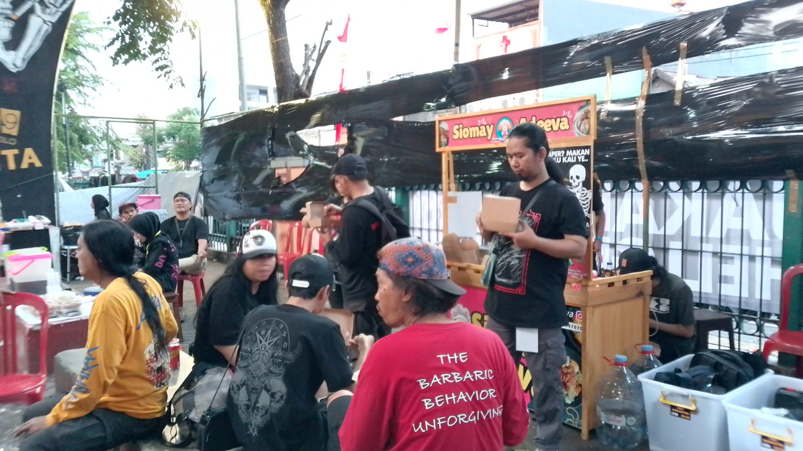 Siomay Adeeva Ramaikan Acara Musik Keras dengan Kuliner Khas Nusantara