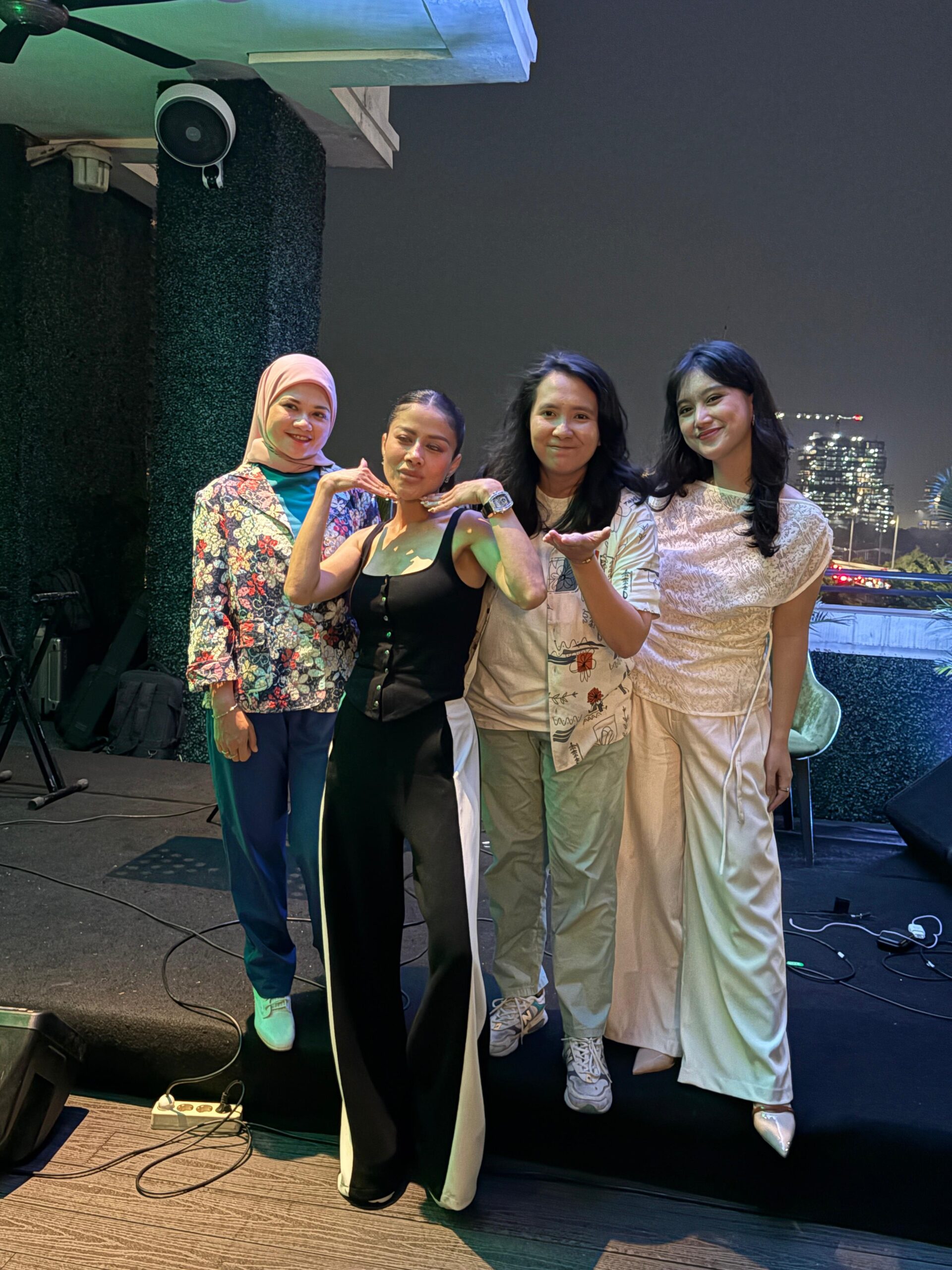 Music Corners at Good Rich: Awal yang Menjanjikan untuk Billkiss, Asrilia, dan Alika