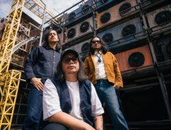 Kelompok Penerbang Roket Lepas Single “TIGOR”