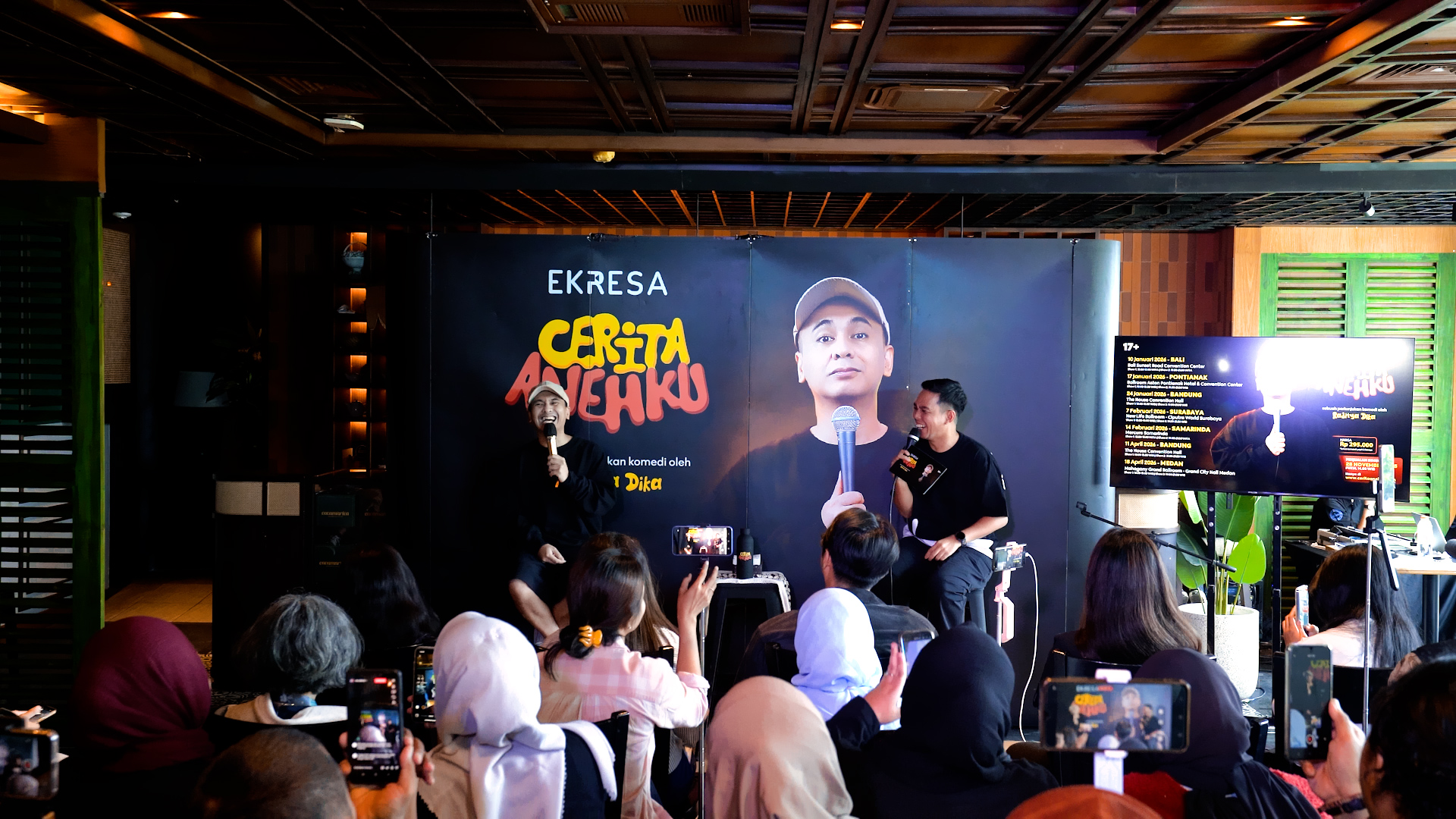 Raditya Dika Siap Guncang 6 Kota Besar Lewat Tur Stand-Up “Cerita Anehku”
