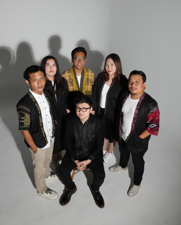 Daniel Dyonisius dan Varnasvara Rilis Single “Wanita” tentang Kekerasan terhadap Perempuan