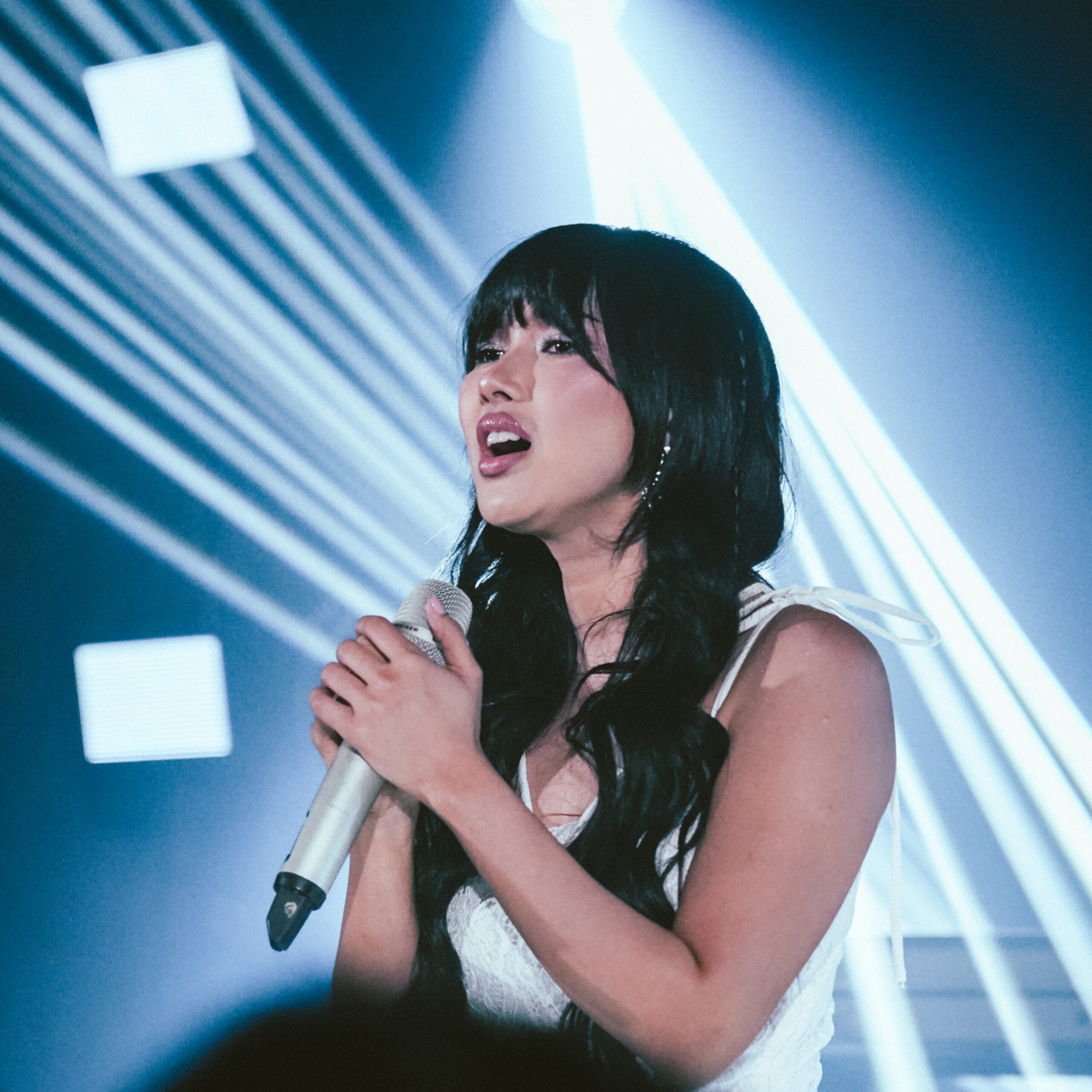 Shakira Jasmine Tembus Playlist Global Lewat “mR.mELoDramAtiC”