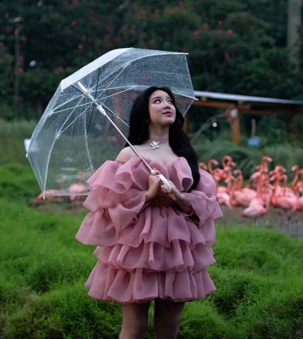 Tiara Andini Tampilkan Perjalanan Emosi di Singapura lewat Video Musik “Cinta Seperti Aku”