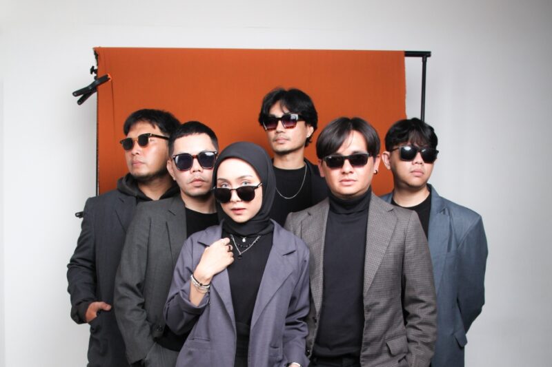 HUJAN ESOK HARI Rilis Single “Tenang”, Ajak Pendengar Merayakan Kehilangan