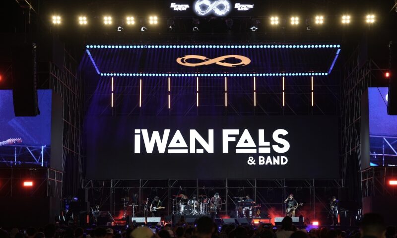 Nostalgia Iwan Fals hingga Syahdu Idgitaf Tutup Hari Kedua IIMS Infinite Live 2026
