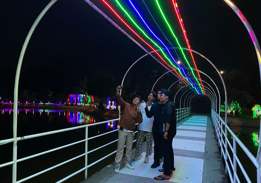 City of Light Jakarta Fair Kemayoran 2026 Jadi Spot Favorit Pengunjung untuk Bersantai