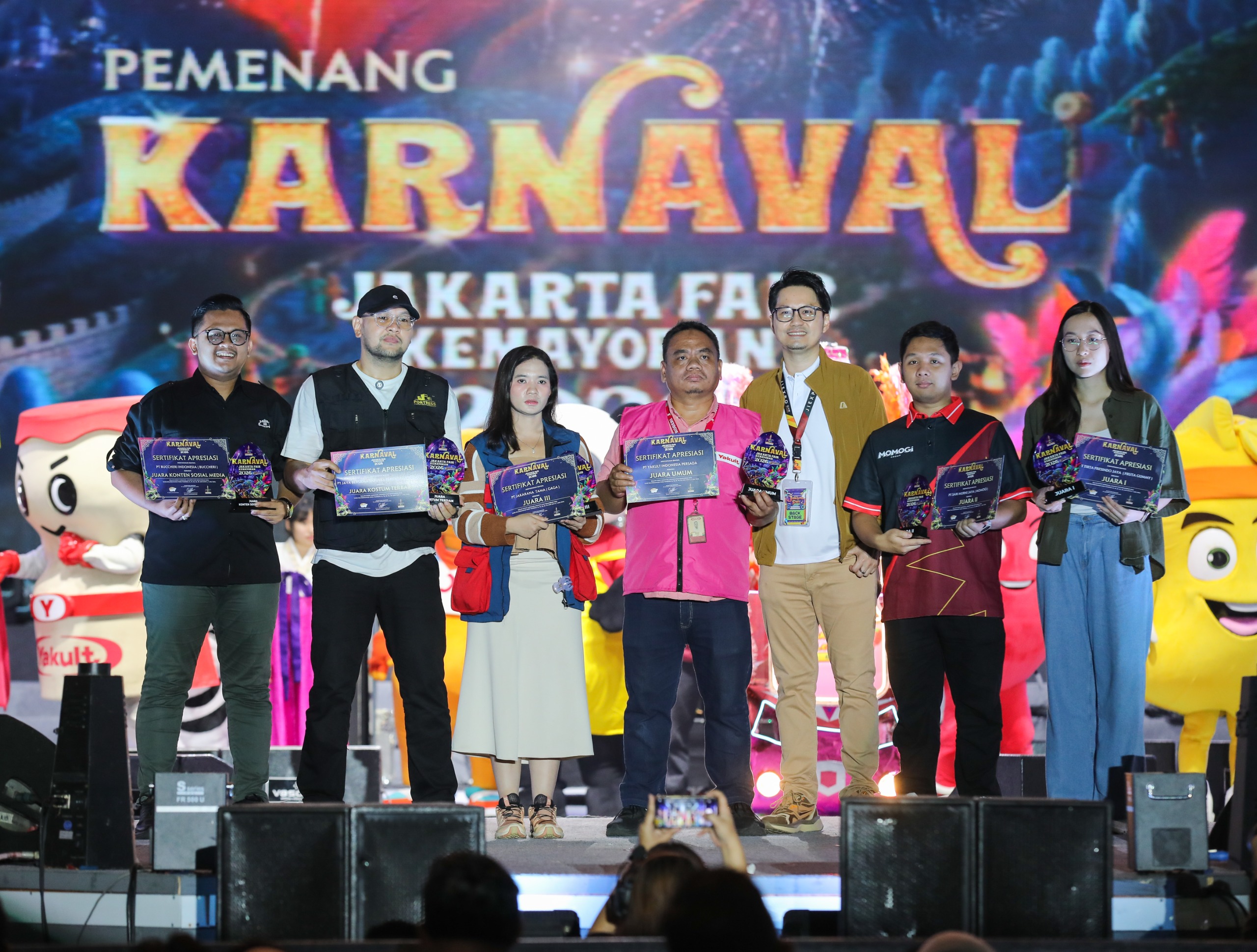 Daftar Pemenang Parade Karnaval Jakarta Fair Kemayoran 2026, Fruta Gummy Raih Juara Pertama